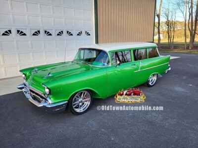 1957 Chevrolet Bel Air / 150 / 210