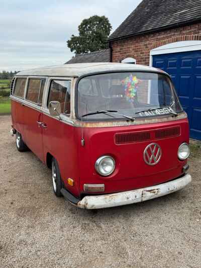 Volkswagen T2 Bay Window LHD Deluxe