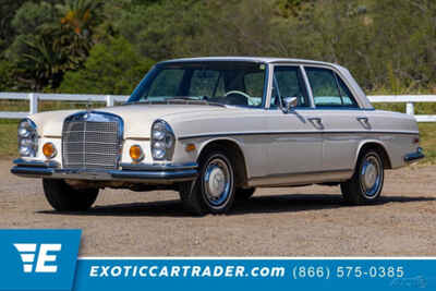 1972 Mercedes-Benz 200-Series 280SE Sedan