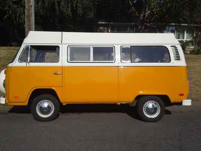 1976 Volkswagen Bus / Vanagon