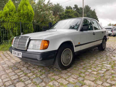 MERCEDES 250 DIESEL WI24 1986 Automatic