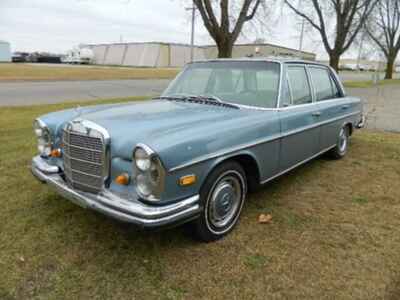 1968 Mercedes-Benz 200-Series 1968 MERCEDES-BENZ 280SEL