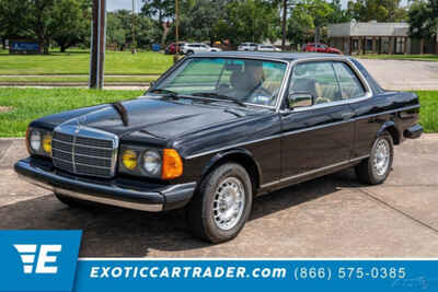 1982 Mercedes-Benz 300-Series 300 CD