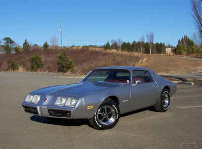 1979 Pontiac Firebird S87 COUPE Y CODE 5 0L 301 A / C AUTOMATIC CONSOLE BUCKETS