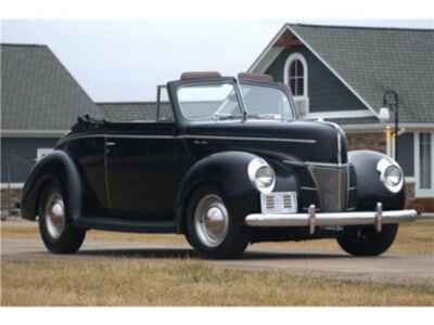 1940 Ford Deluxe Convertible