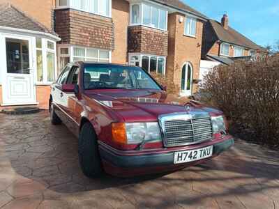 Mercedes W124 260E