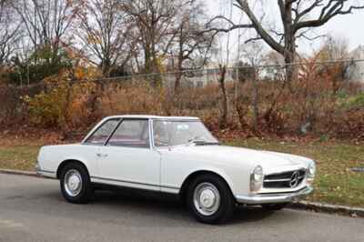 1965 Mercedes-Benz 200-Series