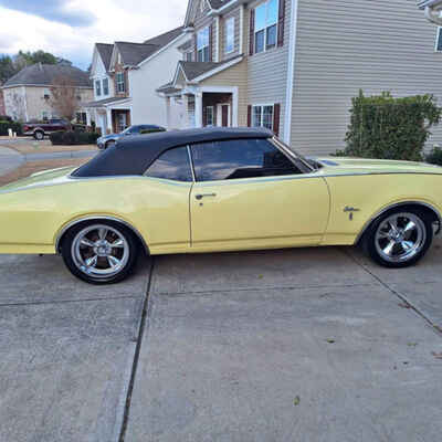 1969 Oldsmobile cutlass convertible 1969 OLDSMOBILE CUTLASS CONVERTIBLE