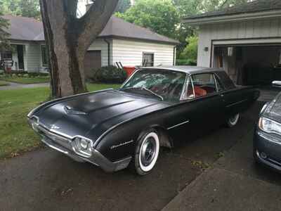 1961 Ford Thunderbird 1961 FORD THUNDERBIRD