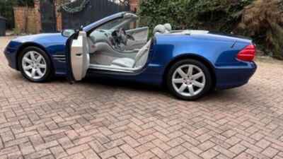 MERCEDES  SL 500 r230 FULL SERVICE HISTORY,  7 SPEED GEARBOX  THE ONE TO HAVE