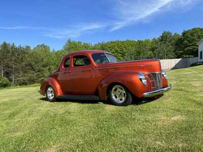 1940 Ford Deluxe