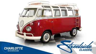 1971 Volkswagen Bus / Vanagon 23 Window Deluxe