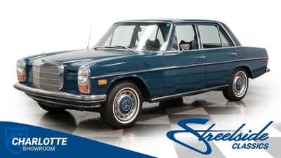 1970 Mercedes-Benz 200-Series