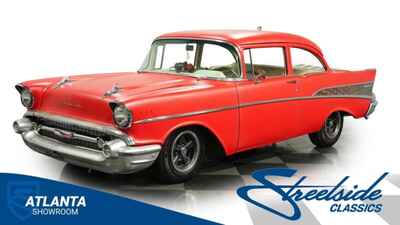 1957 Chevrolet Bel Air / 150 / 210