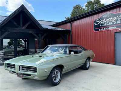 1969 Pontiac GTO GTO