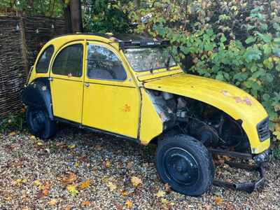 Citroen 2CV restoration project / parts donor (1989)