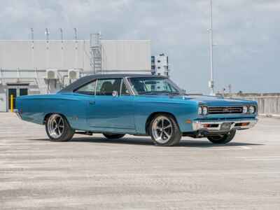 1969 PLYMOUTH GTX - Restomod - V10 Viper Powertrain - Must See!