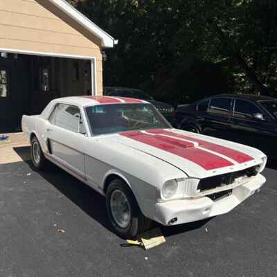 1966 Ford Mustang White