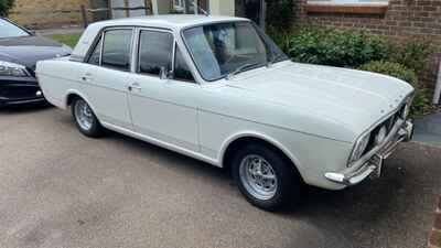 CRACKING MK2 FORD CORTINA 1600E , PERFECT DAILY THAT WILL TAKE YOU ANYWHERE