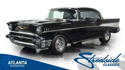 1957 Chevrolet Bel Air / 150 / 210