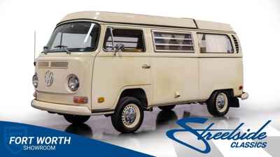 1971 Volkswagen Bus / Vanagon Westfalia Camper Van