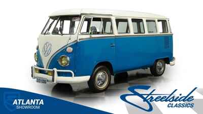 1972 Volkswagen Bus / Vanagon 15 Window Kombi Bus