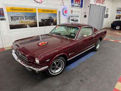 1965 Ford Mustang - FASTBACK - C CODE V8 -SEE VIDEO