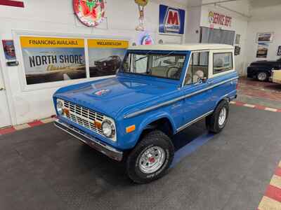 1977 Ford Bronco - SHOW QUALITY PAINT - 302 V8 ENGINE - MANUAL TRAN