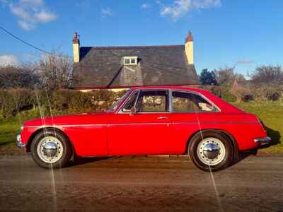 MGB GT 1968 - TARTAN RED - OVERDRIVE - STEELS - GREAT HISTORY & LOW MILES !!!!!!