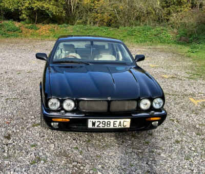 Jaguar 4 0 XJR Sovereign Supercharged Auto - MOT OCT 2025 + 1 Owner + LOW MILES