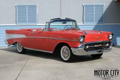 1957 Chevrolet Bel Air / 150 / 210