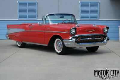 1957 Chevrolet Bel Air / 150 / 210