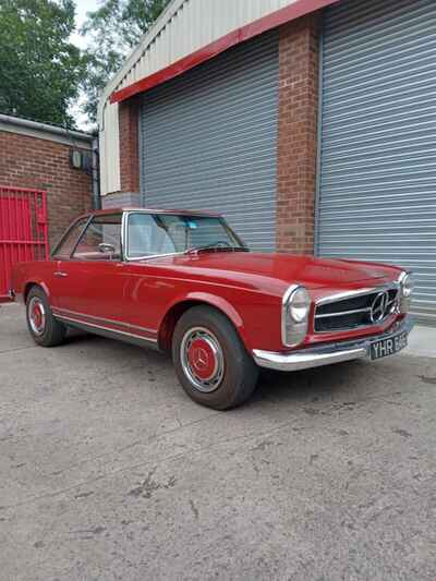 1967 Mercedes 230sl Pagoda w113