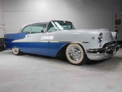 1955 Oldsmobile Super 88 Holiday Coupe