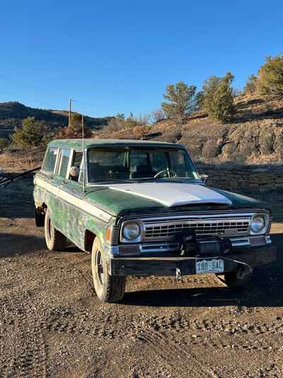 1973 Jeep Wagoneer