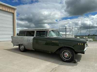 1957 Chevrolet Bel Air / 150 / 210