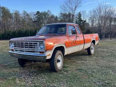 1974 Dodge Power Wagon