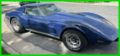 1977 Chevrolet Corvette 2Dr Coupe w /  T-Tops