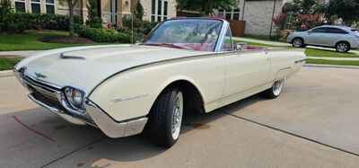 1962 Ford Thunderbird