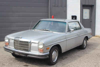 1973 Mercedes-Benz 200-Series Sunroof Coupe