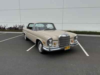 1969 Mercedes-Benz 280 SE 2DR