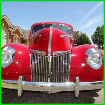 1939 Ford Deluxe 5-Window Coupe Classic 305 CI 20, 000mi V8 A / C Power Steering