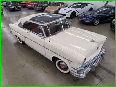 1954 Ford Fairlane Skyliner