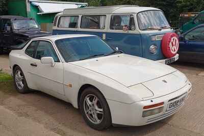 Porsche 944 s2