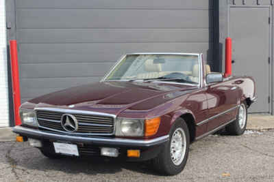 1985 Mercedes-Benz SL-Class EURO model!