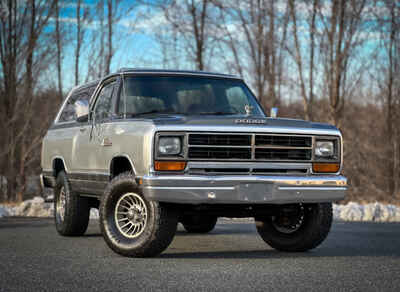 1987 Dodge Ramcharger NO RESERVE 27K MILES 4X4 RAMCHARGER