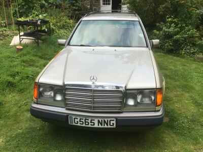 Mercedes Benz E Class W124 250TD Estate 1990