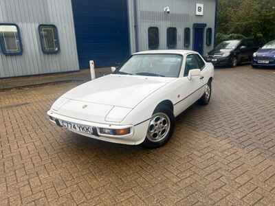 Porsche 924s