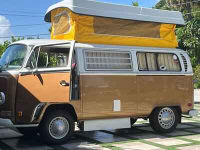 1971 Volkswagen Bus / Vanagon