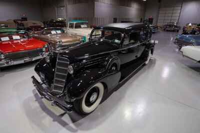 1934 Cadillac Model 370-D Fleetwood V-12 7-Passenger Sedan